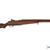 Replika-ase M1 Garand itselataava sotilaskivääri.