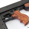 Asejäljitelmä Thompson-konepistooli Model 1928.
