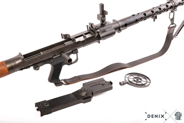Replika-ase laatikon kansi MG-34.
